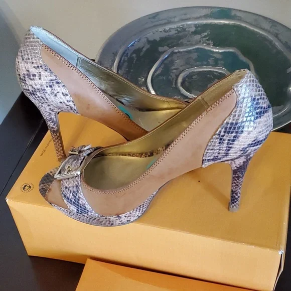 GUC Guess Shoes heel - Picture 6 of 7